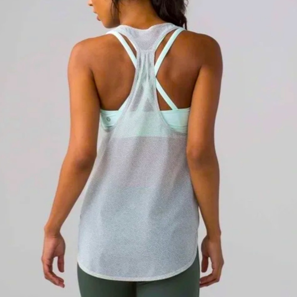 Lululemon (NWOT) | 105 singlet freckle flower racerback tank top
